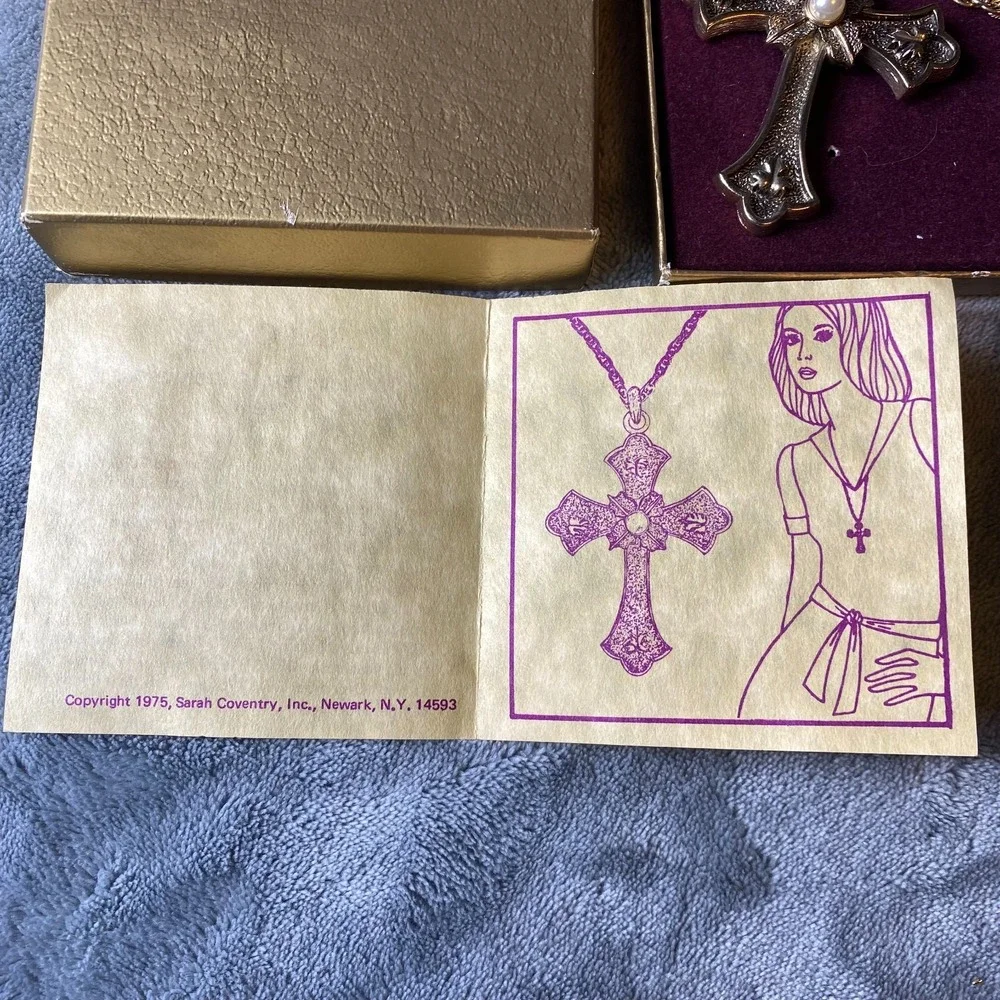 N/A vintage jewelry